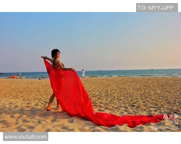 比基尼：从沙滩时尚到全球文化现象的演变与影响